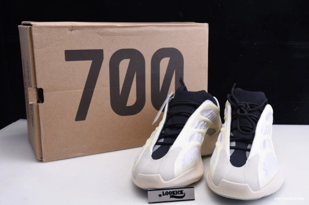 Azael Boost Yeezy V3 FW4980 700 Adidas 0817